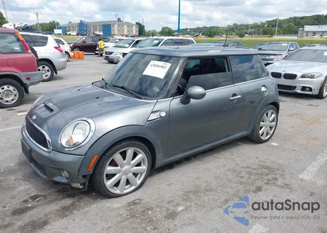 2009 Mini Cooper S S from USA, damaged, VIN WMWMF73569TW85338